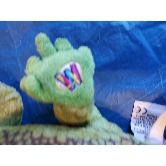Webkins Plus Igunana Ganz Green Reptile Stuffed Animal Toy Logo Appx 16" - Picture 9 of 12